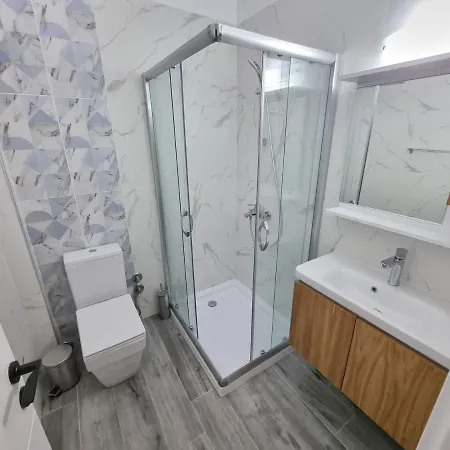 Happy Vacation With Water Park For Kids In Caesar Blue Resort, Lunch 4 Pm, Gym, Heated Pool, Sauna And Jacuzzi Appartement *