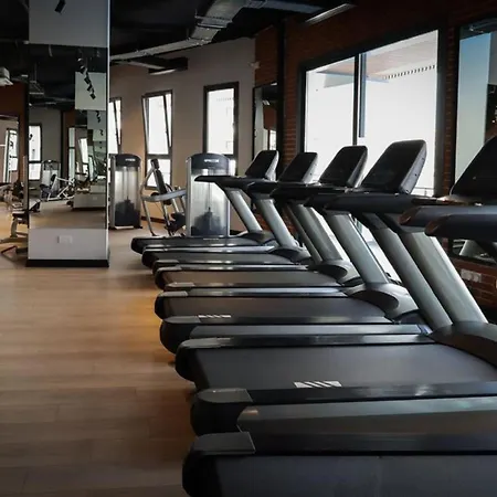 Happy Vacation With Water Park For Kids In Caesar Blue Resort, Lunch 4 Pm, Gym, Heated Pool, Sauna And Jacuzzi Appartement