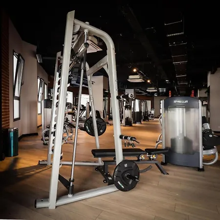 Happy Vacation With Water Park For Kids In Caesar Blue Resort, Lunch 4 Pm, Gym, Heated Pool, Sauna And Jacuzzi * Gastria