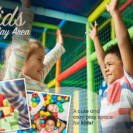 Happy Vacation With Water Park For Kids In Caesar Blue Resort, Lunch 4 Pm, Gym, Heated Pool, Sauna And Jacuzzi * Gastria